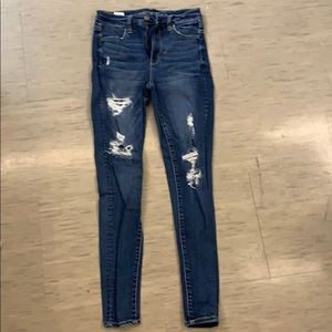 AE Distressed Hi-Rise Jeans